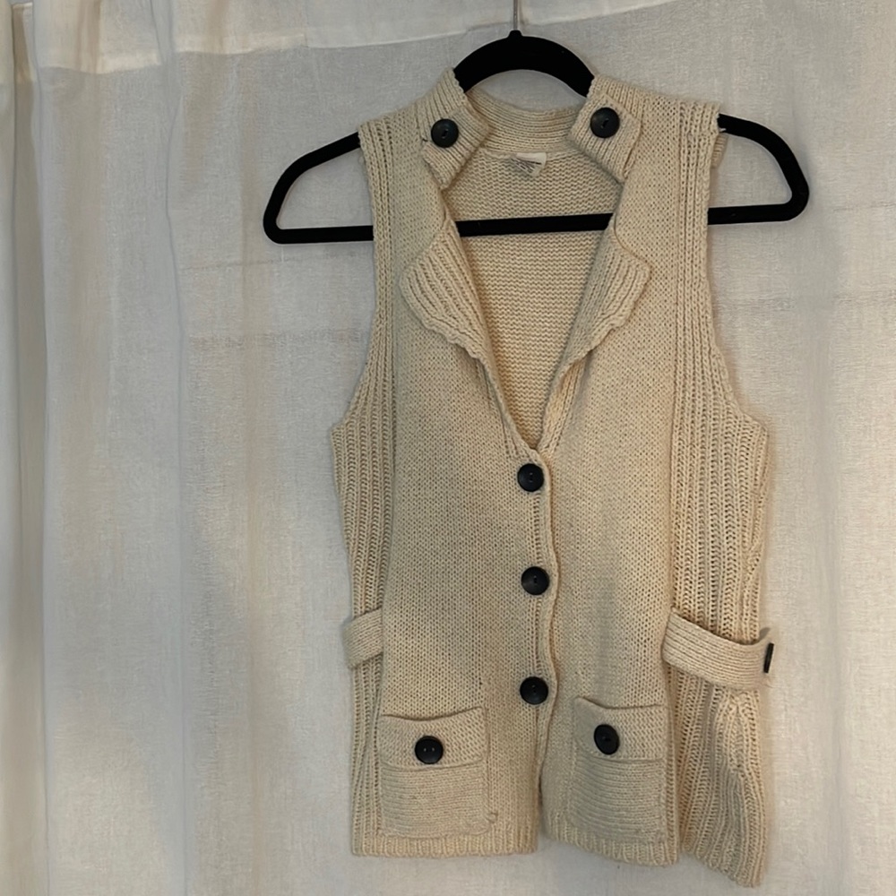 Knitted Vest